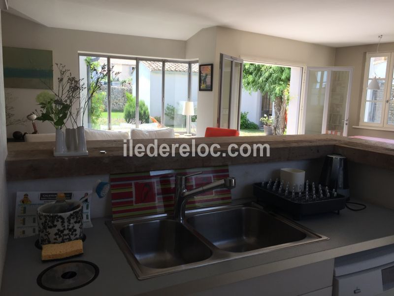 Photo 14: An accomodation located in Saint-Cl&eacute;ment-des-Baleines on ile de R&eacute;.