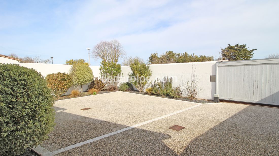 Photo 24: An accomodation located in La Flotte-en-R&eacute; on ile de R&eacute;.