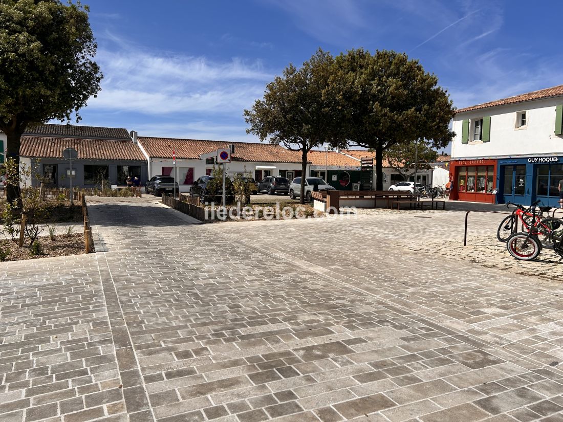 Photo 19: An accomodation located in Sainte-Marie-de-R&eacute; on ile de R&eacute;.