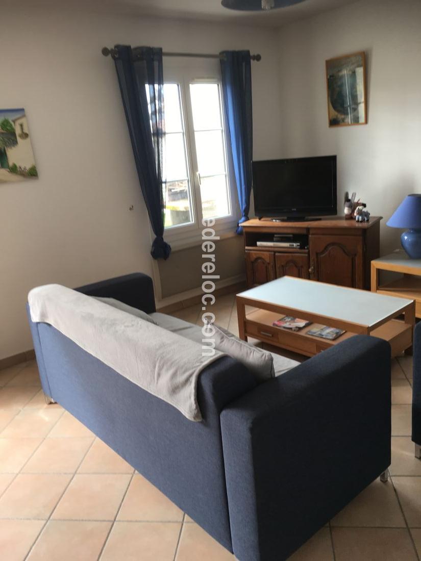 Photo 21: An accomodation located in Sainte-Marie-de-R&eacute; on ile de R&eacute;.