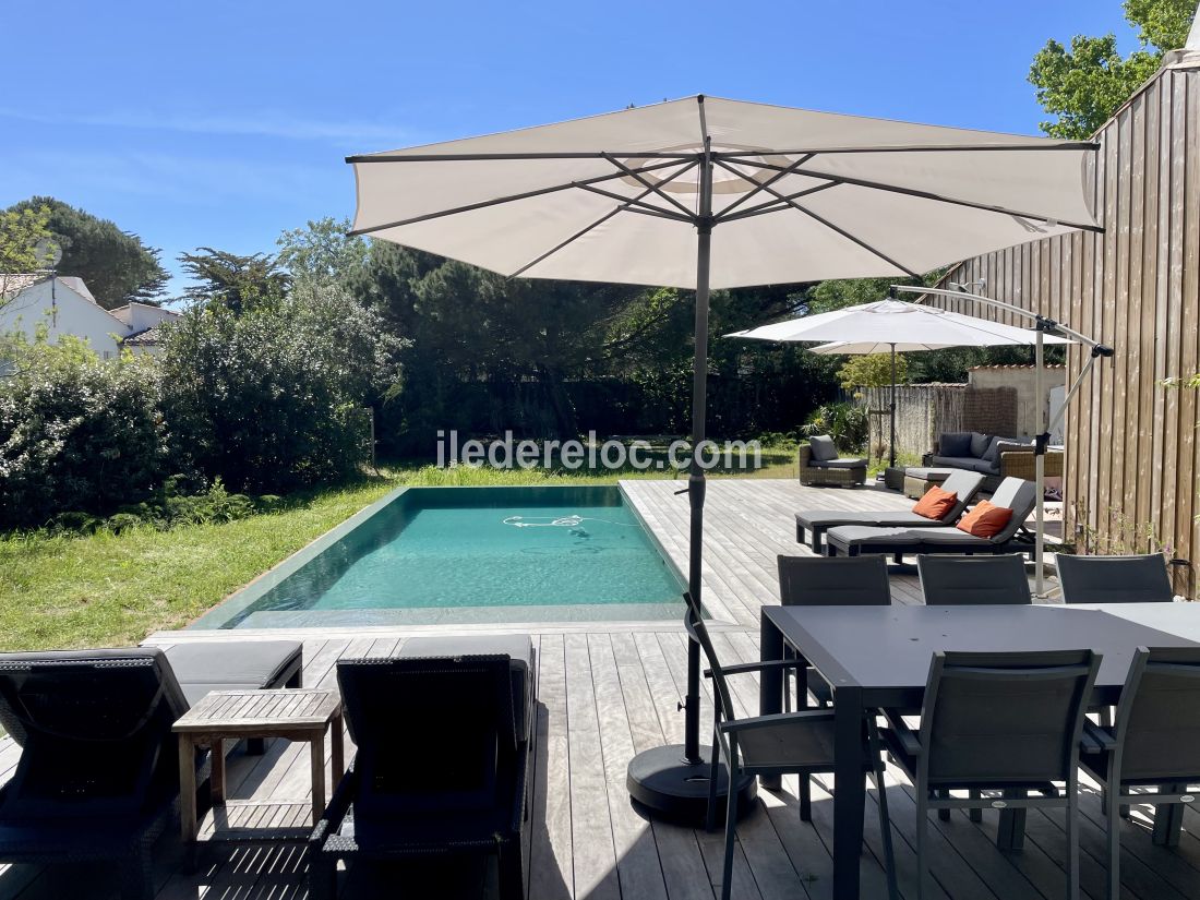 Photo 4: An accomodation located in Le Bois-Plage-en-R&eacute; on ile de R&eacute;.