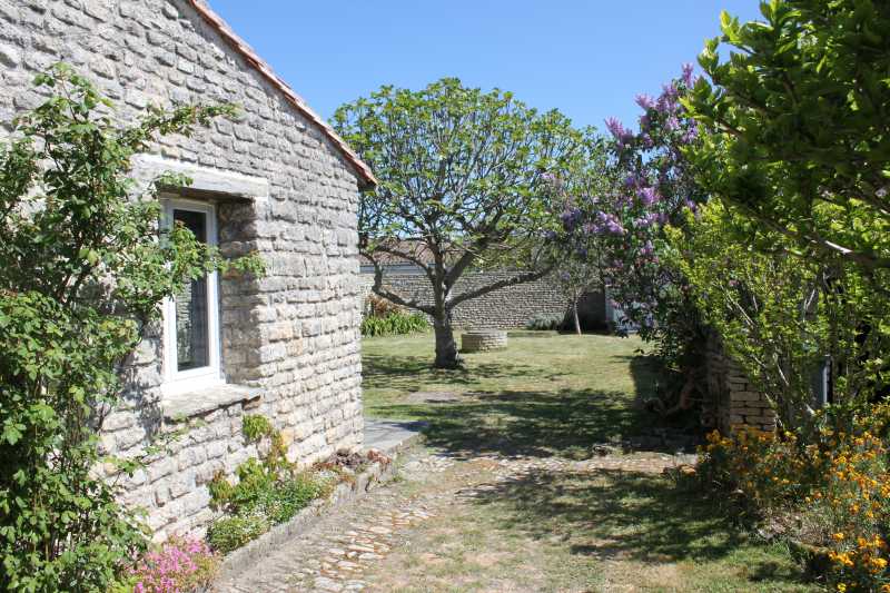 Photo 22: An accomodation located in Saint-Clément-des-Baleines on ile de Ré.