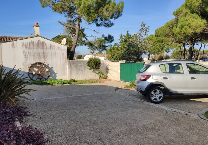 Photo 11: An accomodation located in Le Bois-Plage-en-Ré on ile de Ré.