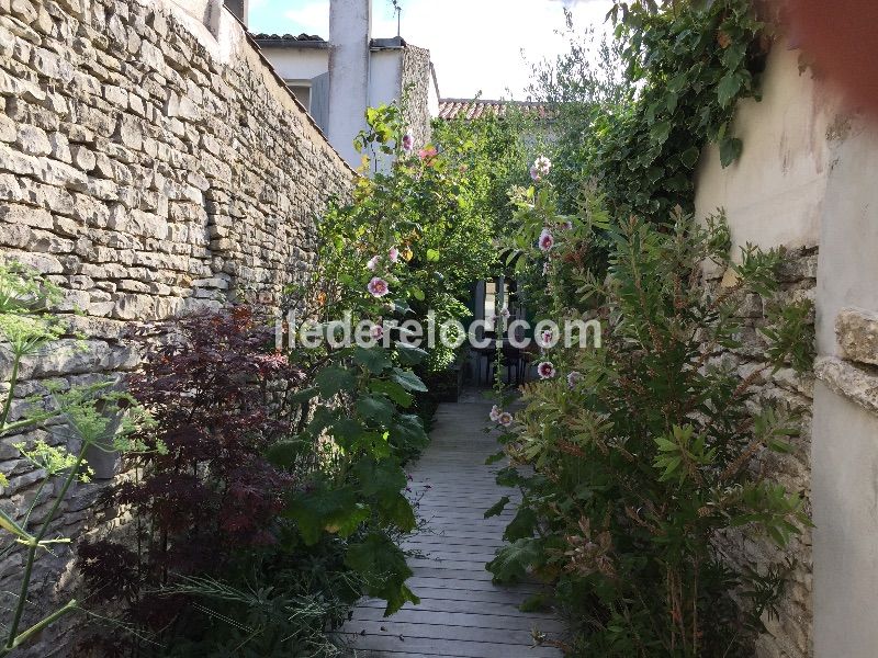 Photo 34: An accomodation located in La Couarde-sur-mer on ile de Ré.