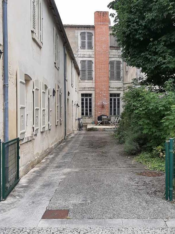 Photo 11: An accomodation located in Saint-Martin-de-Ré on ile de Ré.