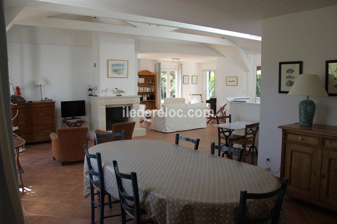 Photo 4: An accomodation located in Les Portes-en-Ré on ile de Ré.