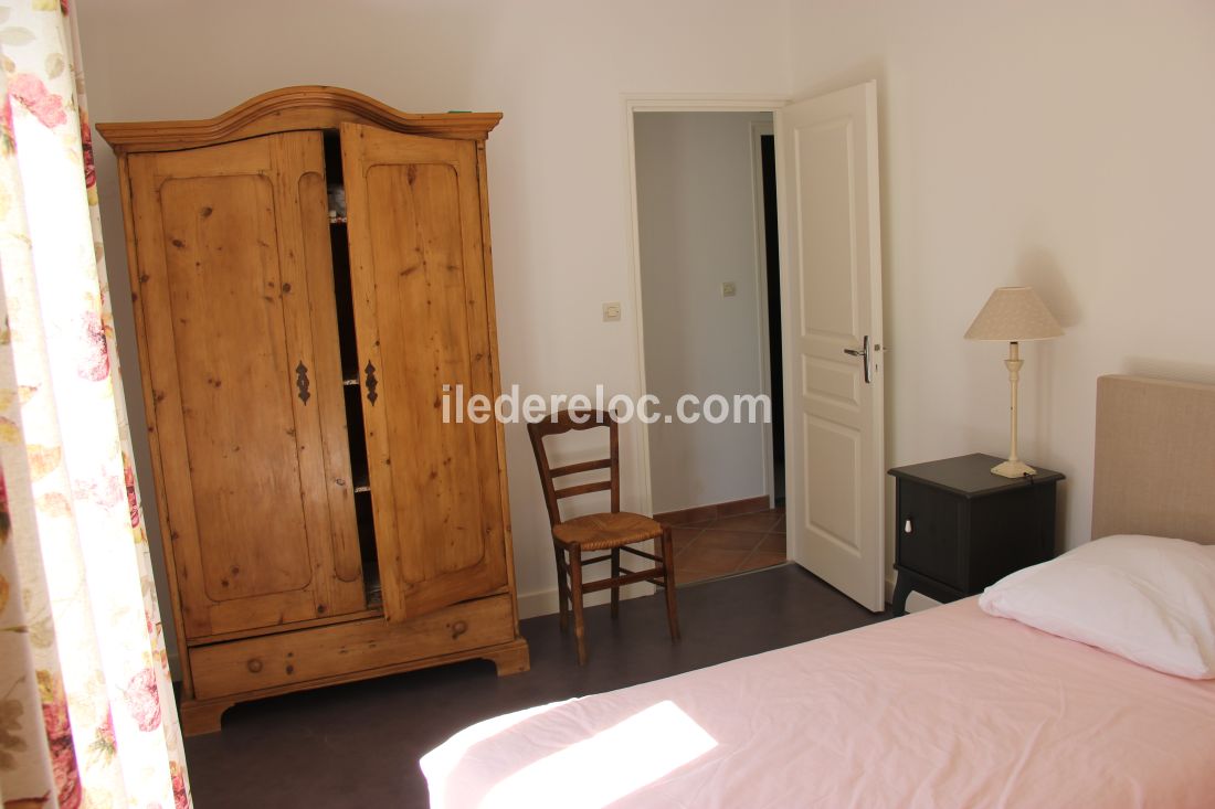Photo 14: An accomodation located in Les Portes-en-Ré on ile de Ré.