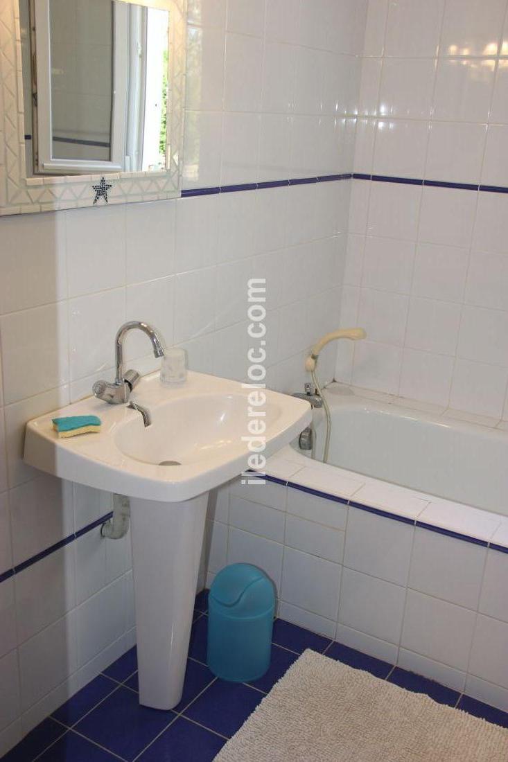 Photo 20: An accomodation located in Les Portes-en-Ré on ile de Ré.
