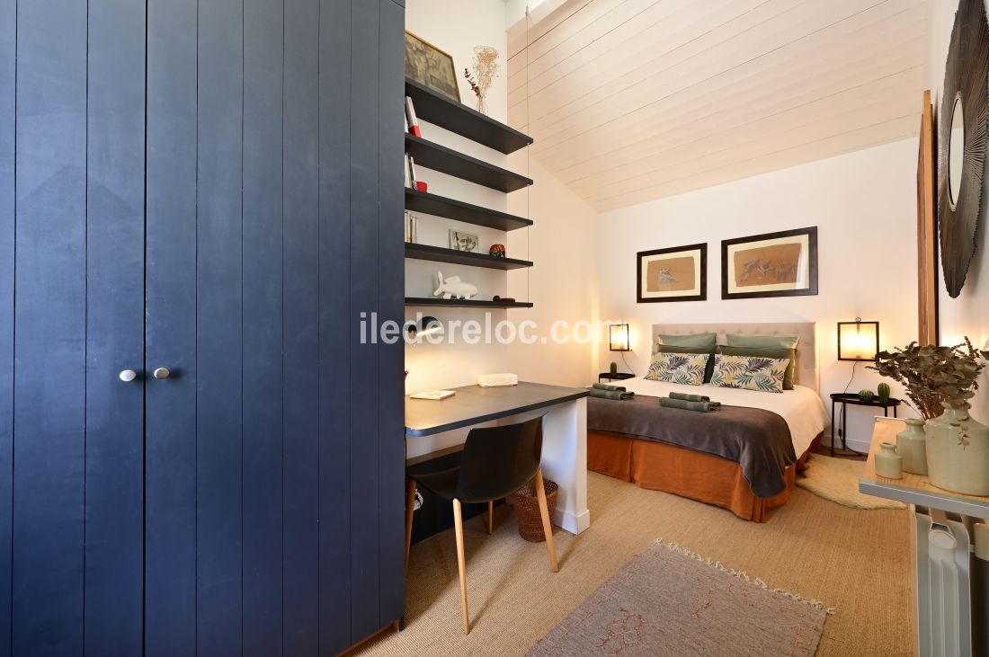 Photo 9: An accomodation located in Ars en R&eacute; on ile de R&eacute;.