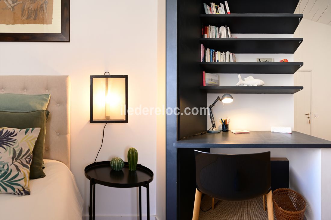 Photo 10: An accomodation located in Ars en R&eacute; on ile de R&eacute;.