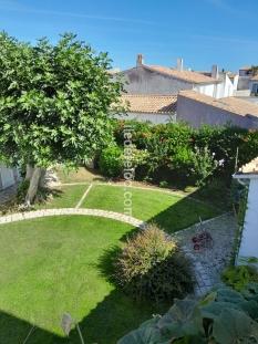 Ile de R&eacute;:The charm of the old