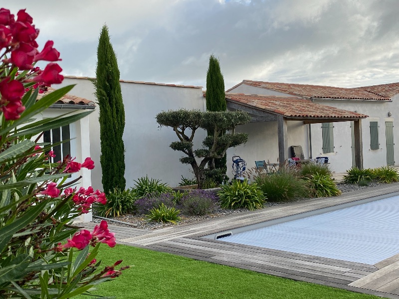 Photo 10: An accomodation located in Le Bois-Plage-en-Ré on ile de Ré.