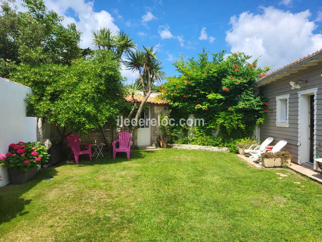 Photo 4: An accomodation located in La Couarde-sur-mer on ile de Ré.