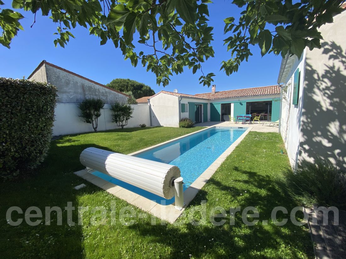 Photo 4: An accomodation located in La Flotte-en-Ré on ile de Ré.