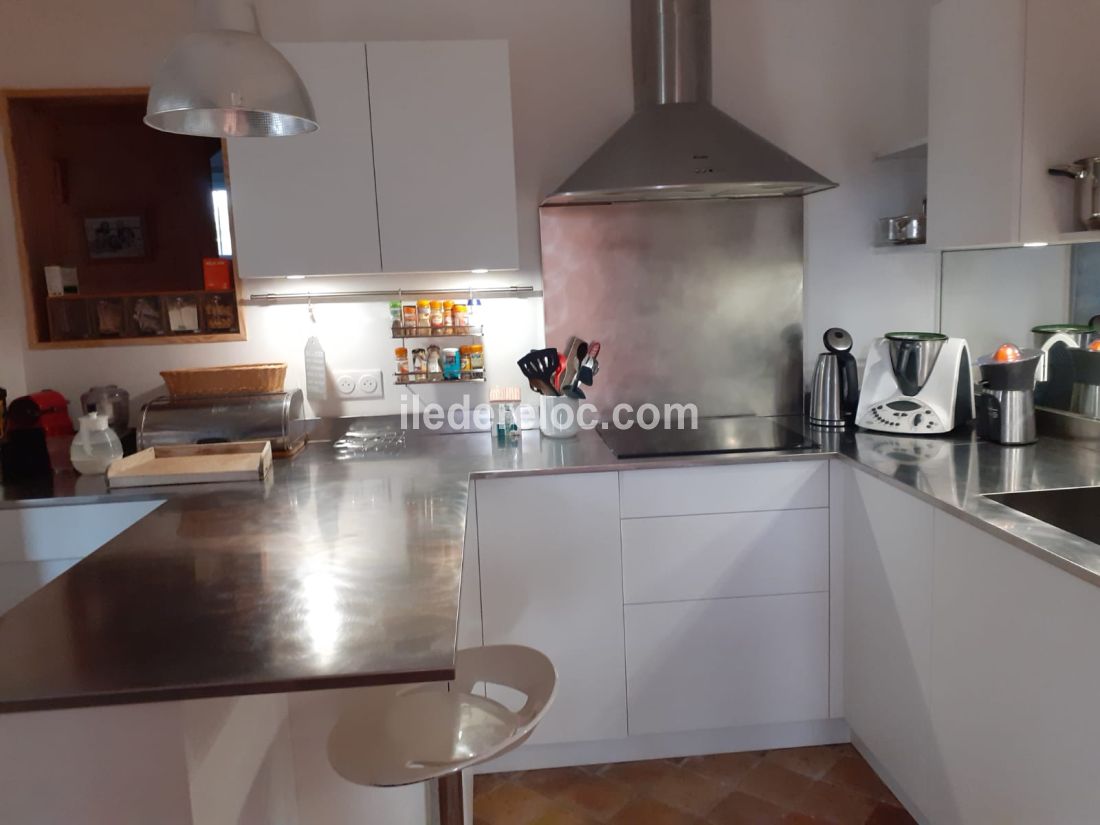 Photo 12: An accomodation located in La Couarde-sur-mer on ile de R&eacute;.