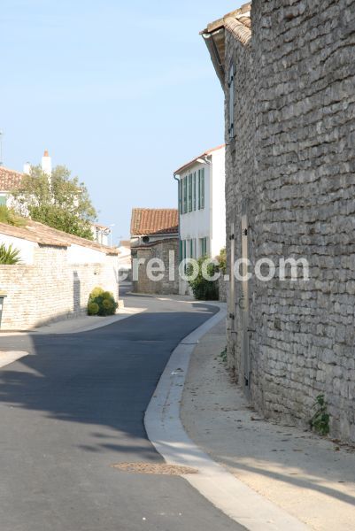 Photo 39: An accomodation located in Sainte-Marie-de-Ré on ile de Ré.