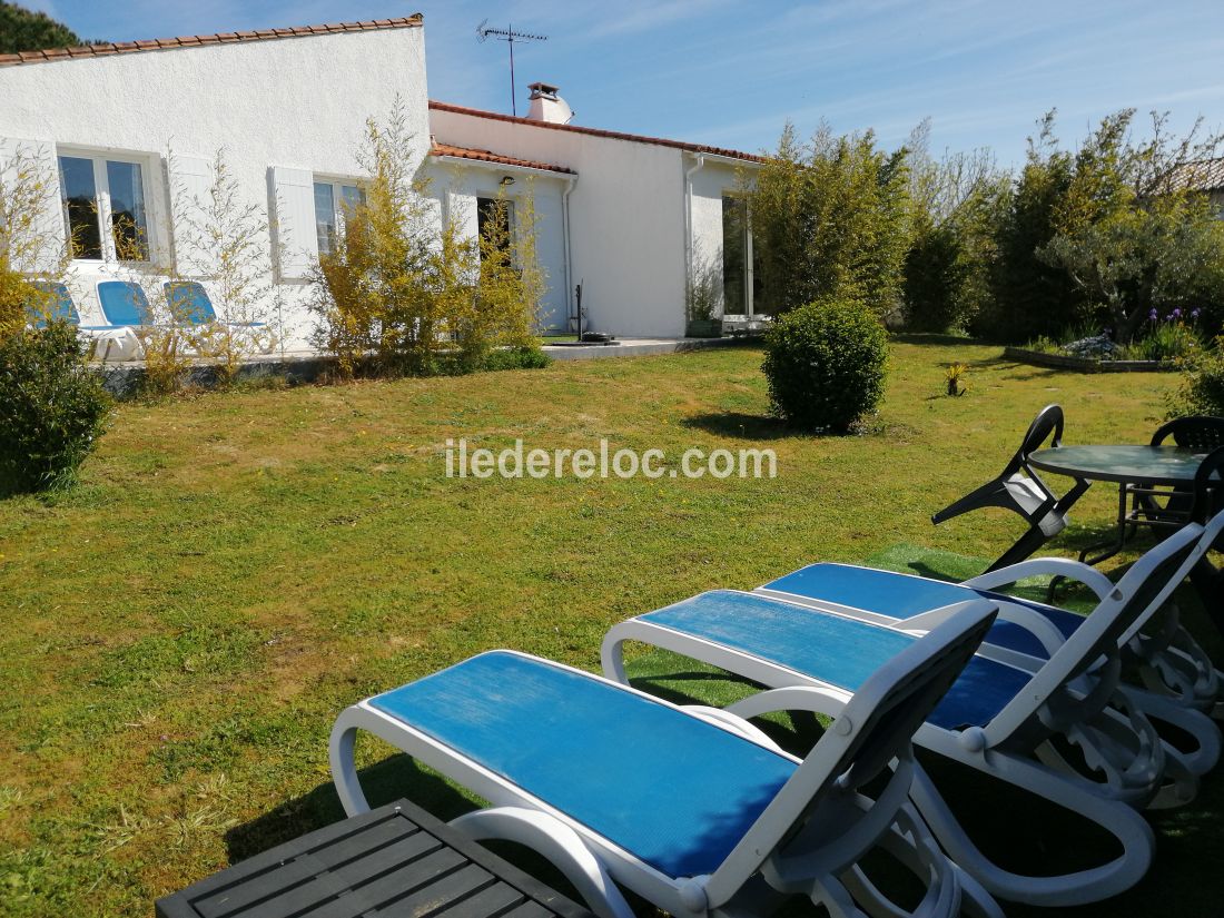 Photo 7: An accomodation located in La Flotte-en-Ré on ile de Ré.