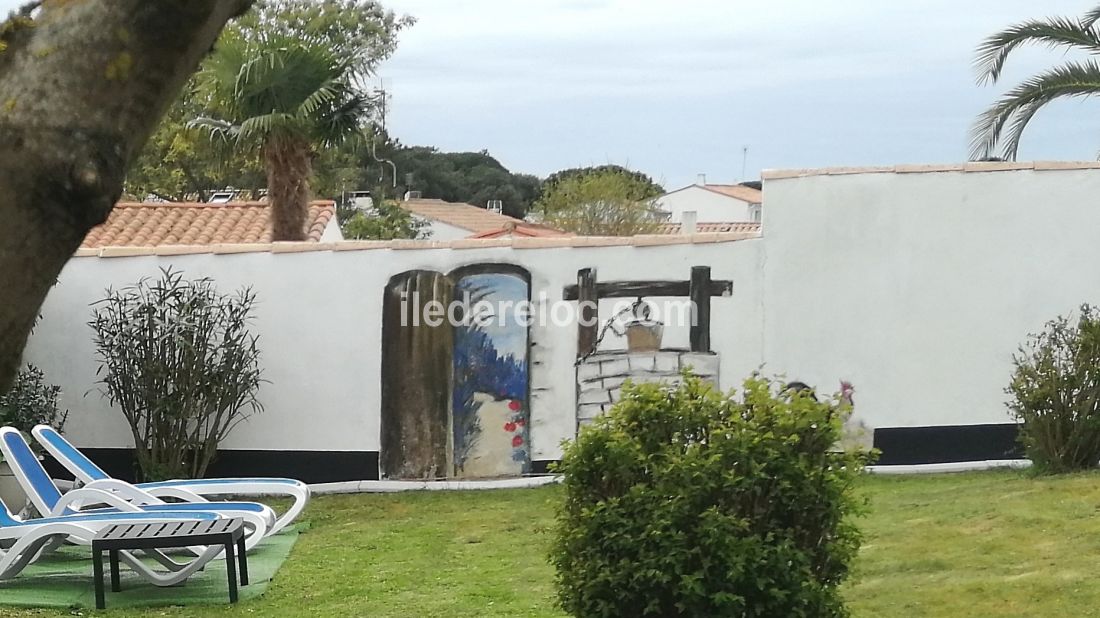 Photo 11: An accomodation located in La Flotte-en-Ré on ile de Ré.