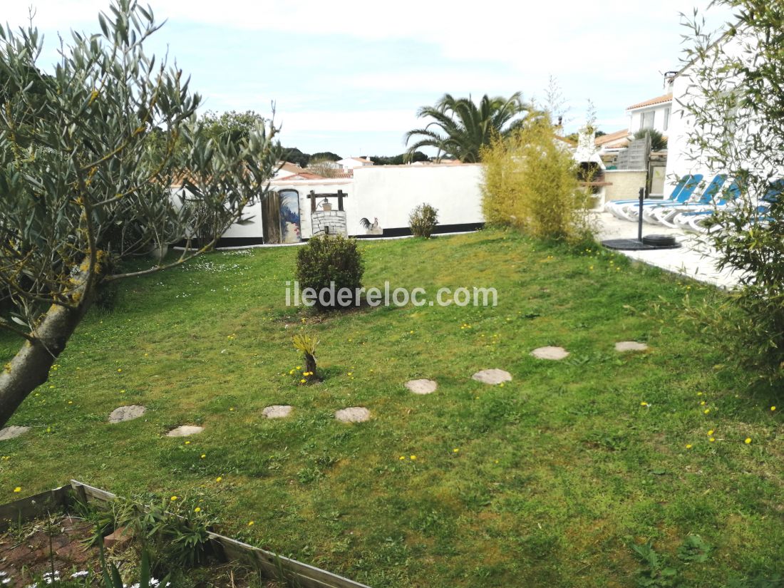 Photo 8: An accomodation located in La Flotte-en-Ré on ile de Ré.