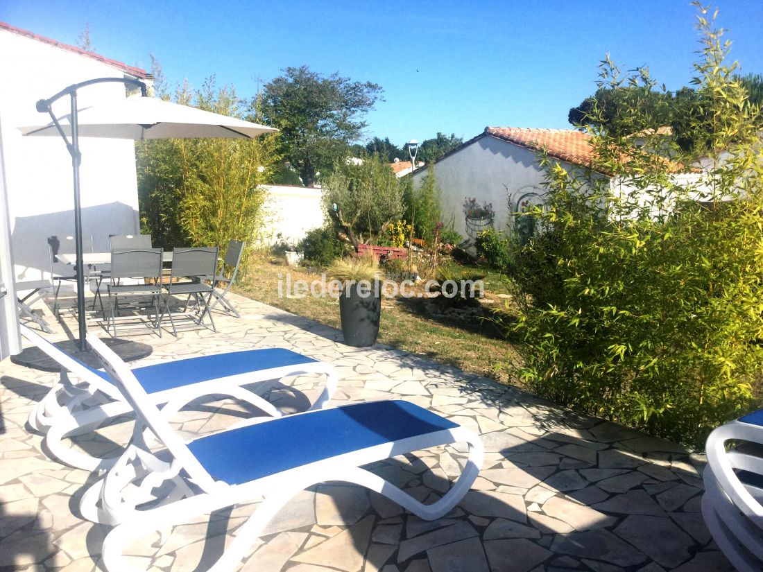 Photo 6: An accomodation located in La Flotte-en-Ré on ile de Ré.