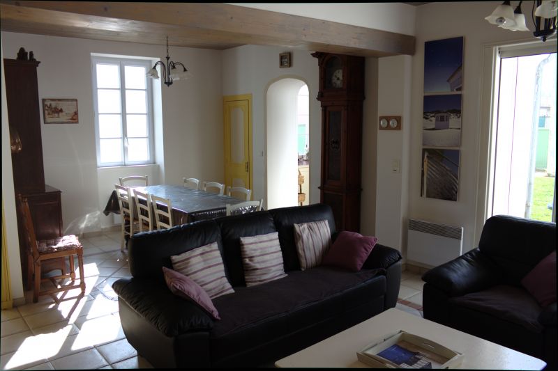 Photo 6: An accomodation located in La Couarde-sur-mer on ile de Ré.