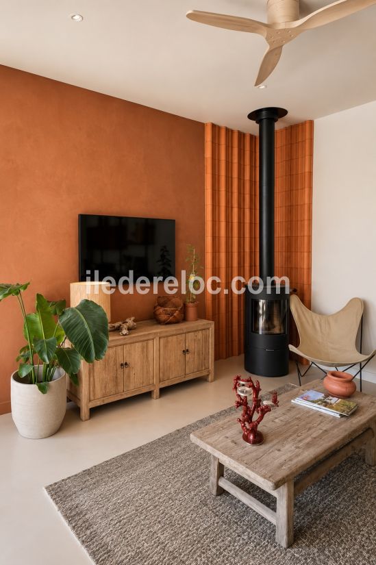 Photo 18: An accomodation located in Le Bois-Plage-en-R&eacute; on ile de R&eacute;.