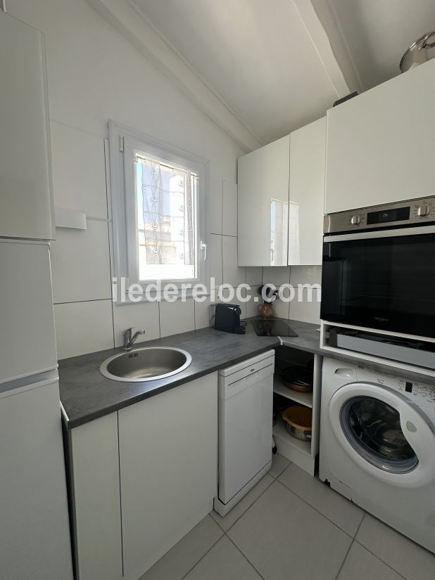 Photo 13: An accomodation located in Sainte-Marie-de-R&eacute; on ile de R&eacute;.