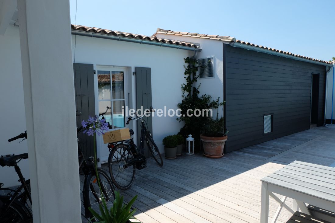 Photo 6: An accomodation located in Saint-Clément-des-Baleines on ile de Ré.