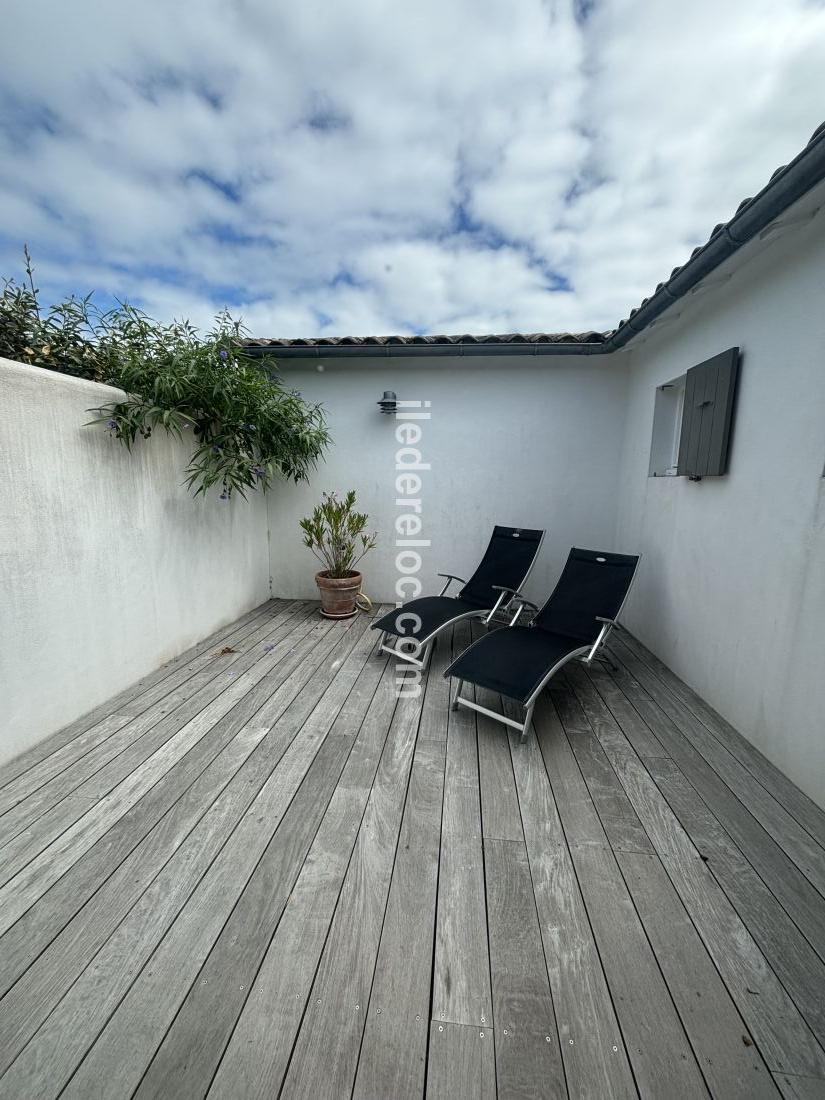 Photo 10: An accomodation located in Saint-Cl&eacute;ment-des-Baleines on ile de R&eacute;.