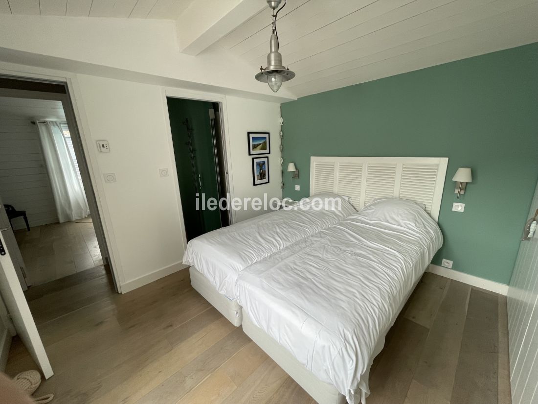 Photo 32: An accomodation located in Saint-Cl&eacute;ment-des-Baleines on ile de R&eacute;.