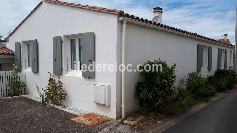 Photo 4: An accomodation located in Le Bois-Plage-en-Ré on ile de Ré.