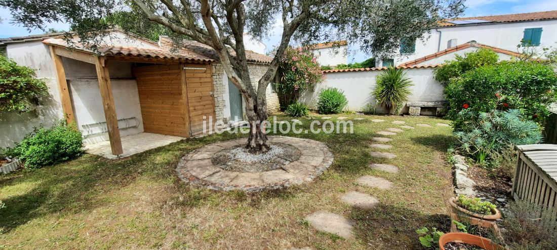 Photo 15: An accomodation located in Le Bois-Plage-en-Ré on ile de Ré.
