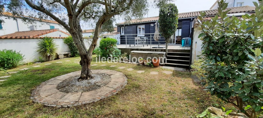 Photo 4: An accomodation located in Le Bois-Plage-en-Ré on ile de Ré.