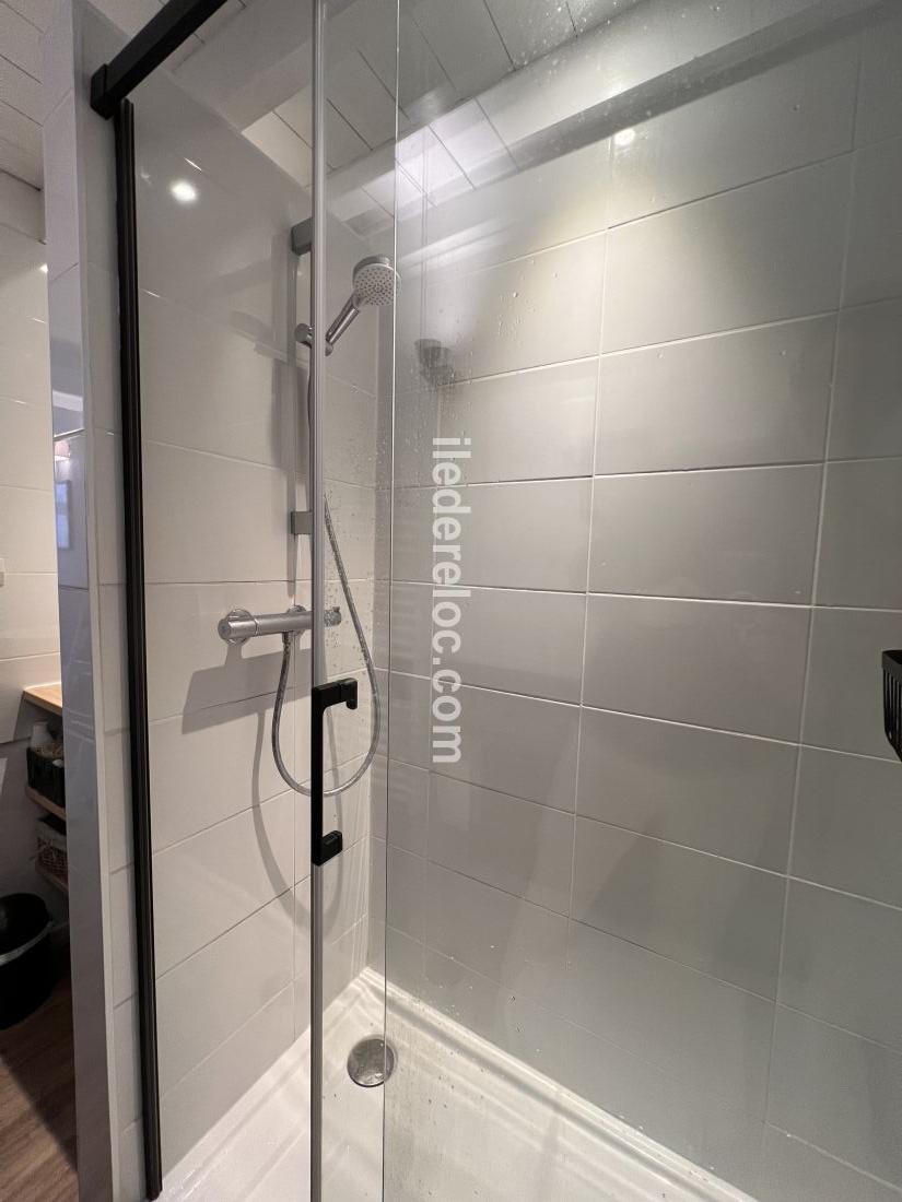 Photo 21: An accomodation located in La Couarde-sur-mer on ile de R&eacute;.