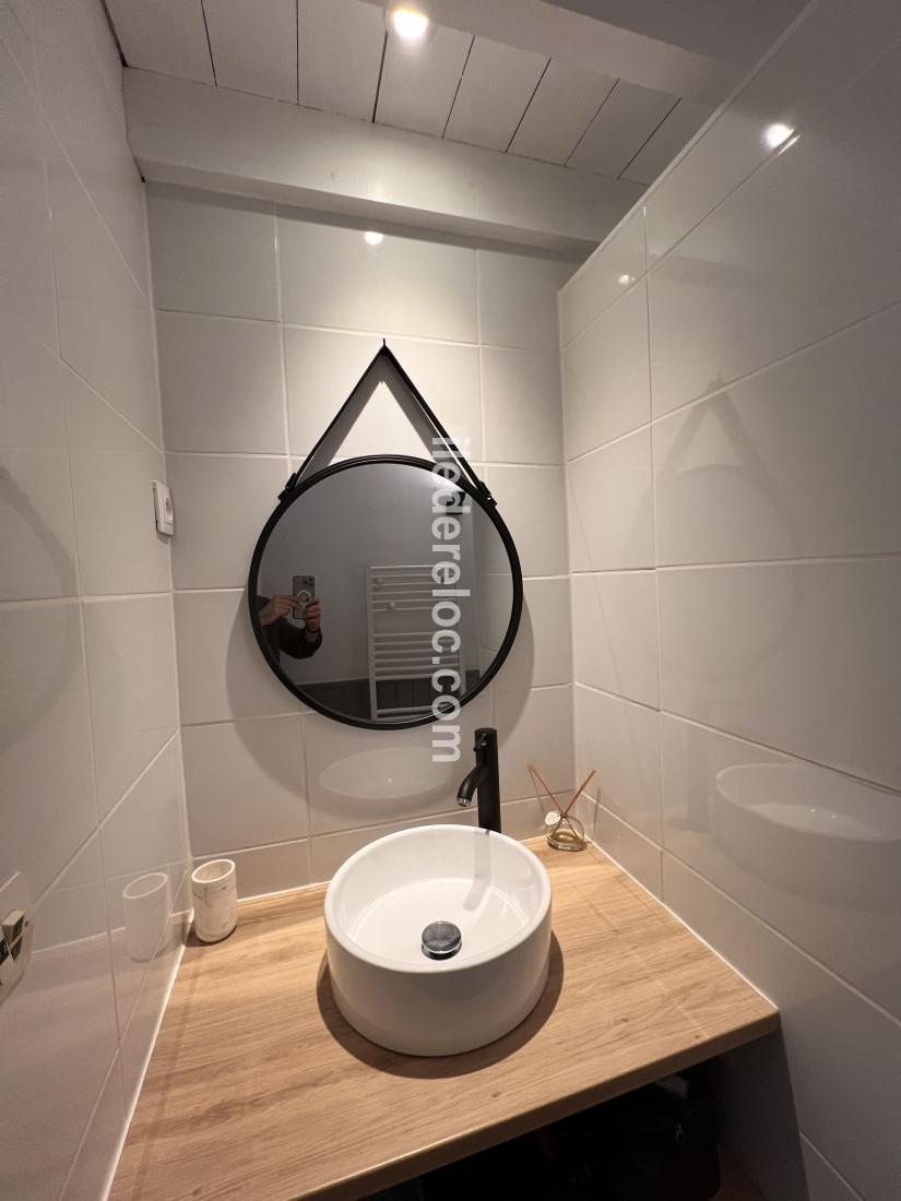 Photo 18: An accomodation located in La Couarde-sur-mer on ile de R&eacute;.