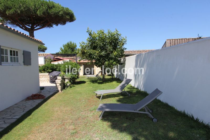 Photo 13: An accomodation located in Le Bois-Plage-en-Ré on ile de Ré.