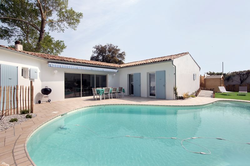 Photo 2: An accomodation located in Le Bois-Plage-en-Ré on ile de Ré.