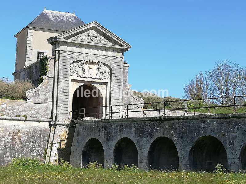 Photo 16: An accomodation located in Saint-Martin-de-Ré on ile de Ré.