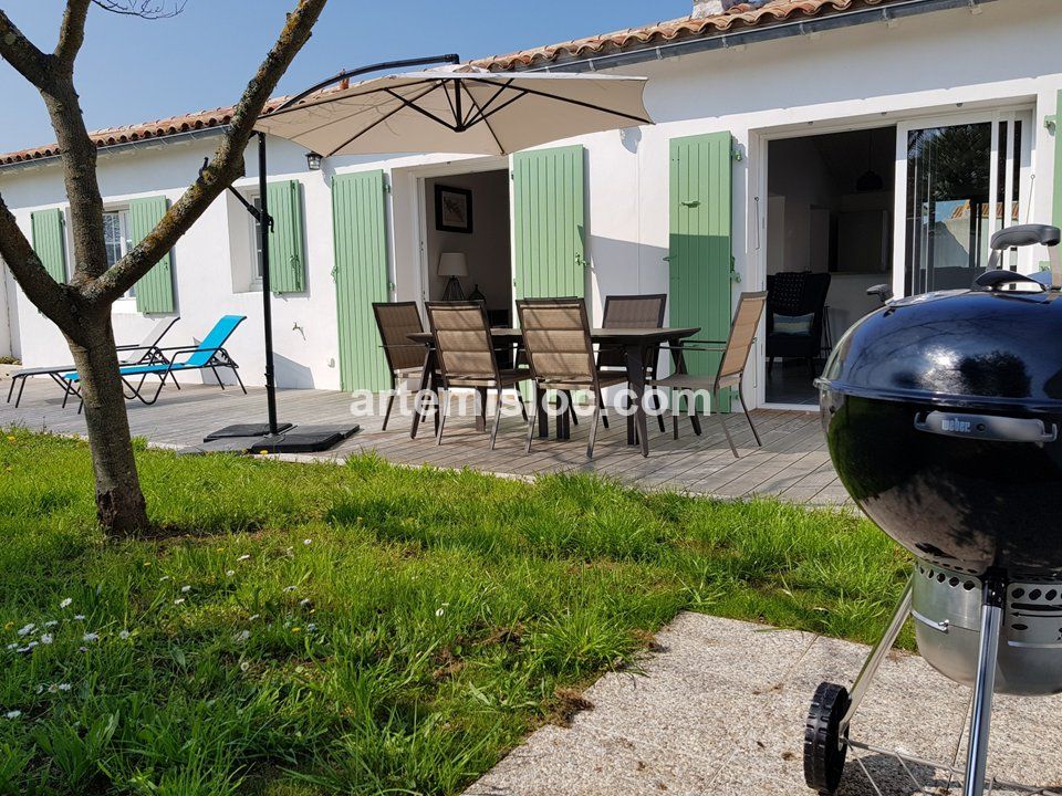 Photo 27: An accomodation located in La Flotte-en-Ré on ile de Ré.