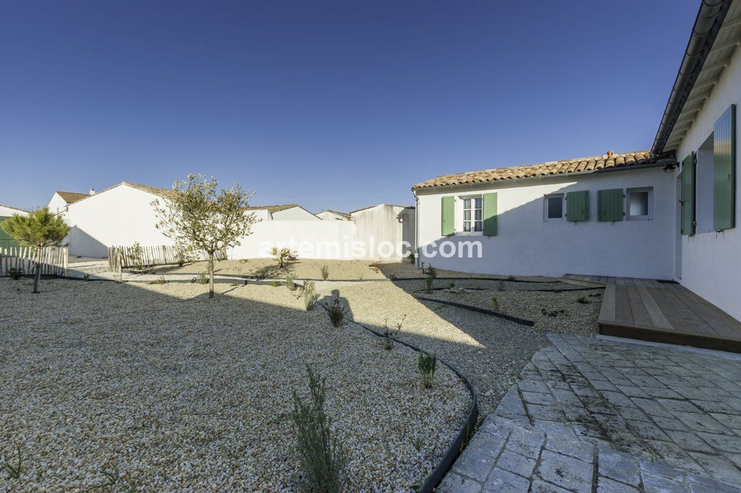 Photo 36: An accomodation located in La Flotte-en-Ré on ile de Ré.