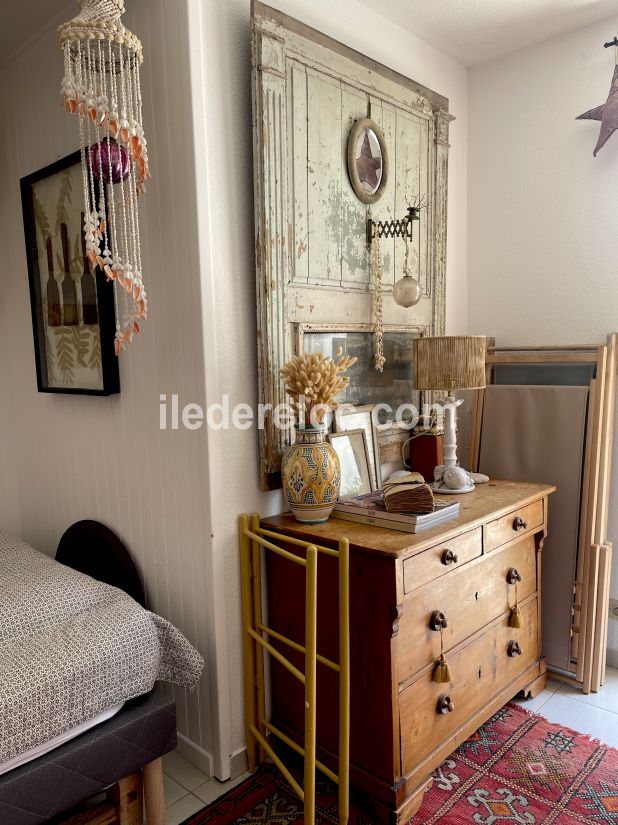 Photo 11: An accomodation located in Saint-Martin-de-Ré on ile de Ré.