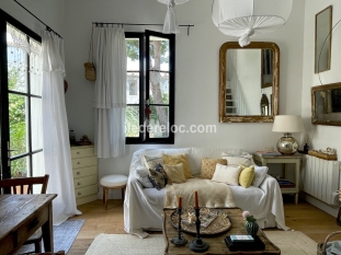 Ile de Ré:Charming maisonette at remparts