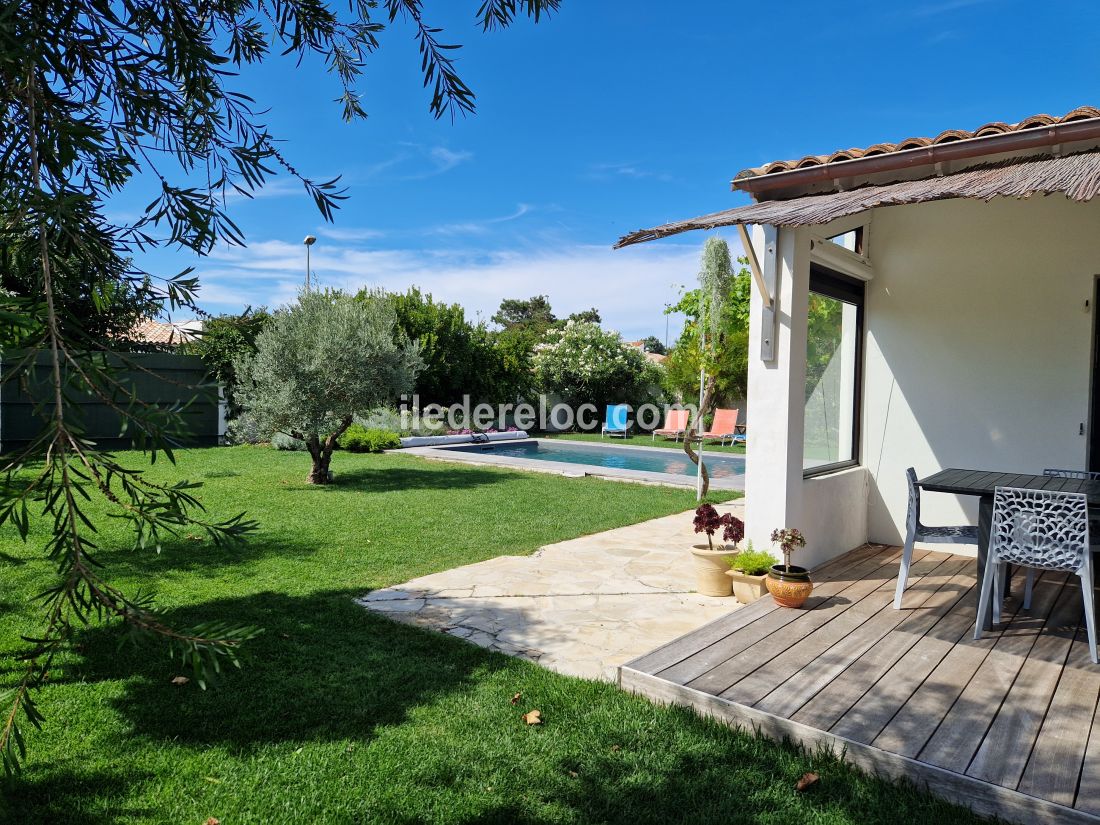 Photo 7: An accomodation located in Sainte-Marie-de-Ré on ile de Ré.
