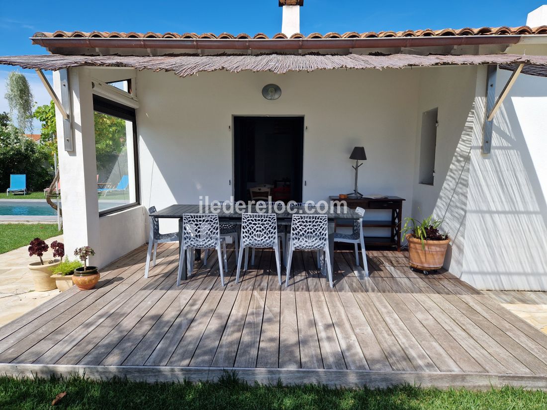 Photo 8: An accomodation located in Sainte-Marie-de-Ré on ile de Ré.