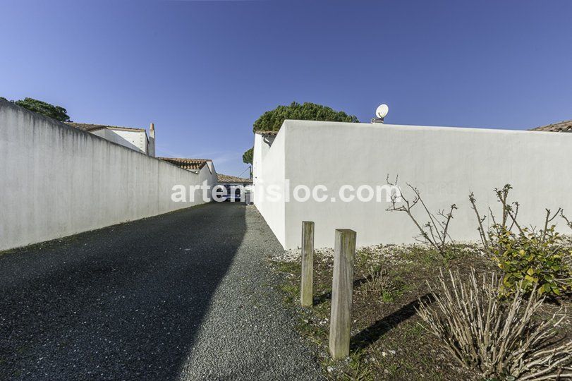 Photo 14: An accomodation located in Le Bois-Plage-en-Ré on ile de Ré.