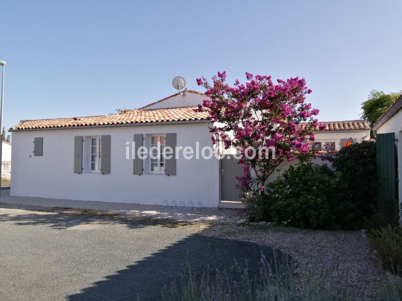 Photo 13: An accomodation located in Le Bois-Plage-en-Ré on ile de Ré.