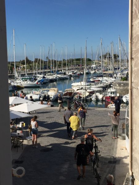 Photo 4: An accomodation located in Saint-Martin-de-Ré on ile de Ré.