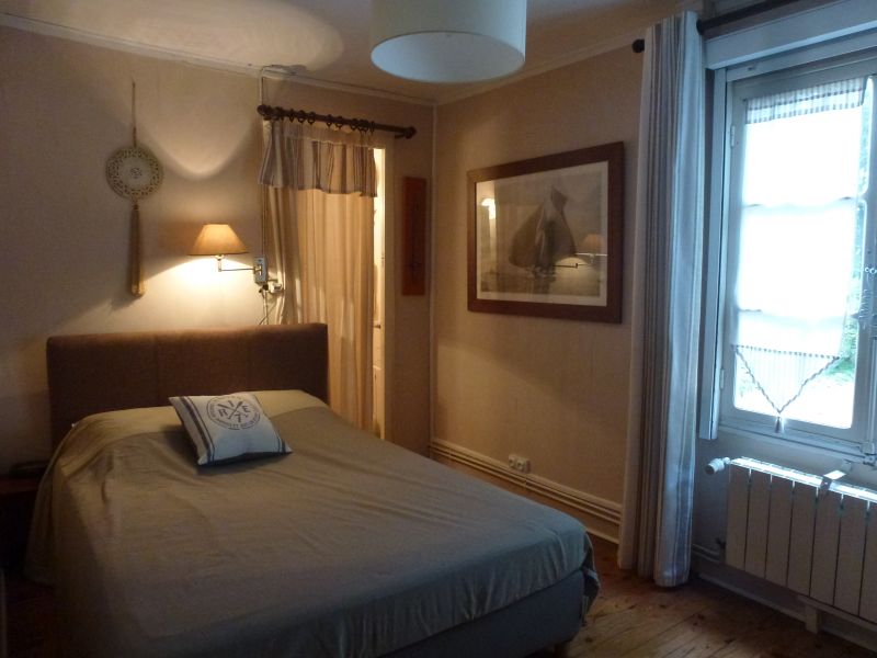 Photo 8: An accomodation located in Sainte-Marie-de-Ré on ile de Ré.