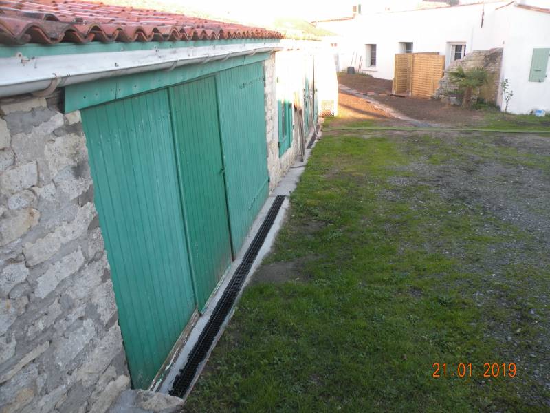 Photo 9: An accomodation located in La Flotte-en-Ré on ile de Ré.