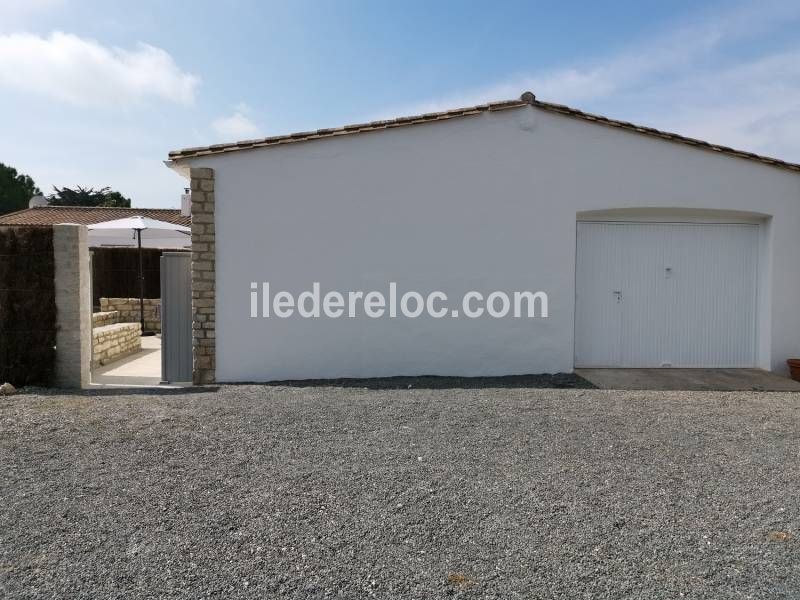 Photo 16: An accomodation located in Le Bois-Plage-en-Ré on ile de Ré.